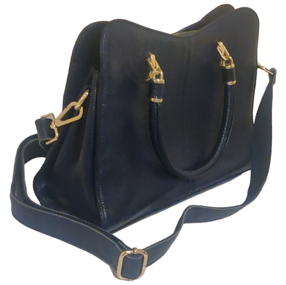 Faux Black Leather Purse with Detachable Shoulder/Crossbody Strap. - Picture 5 of 6